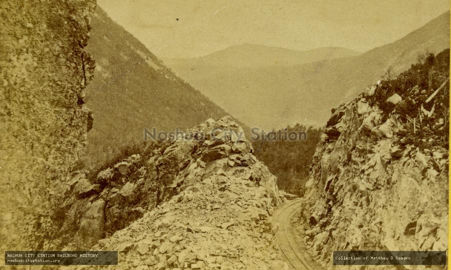 Stereoview: Pulpit Rock and Pass of Crawford Notch, Portland & Ogdensburg Railroad
